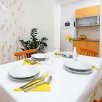 Apartman Apartments By The Sea Podgora, Makarska - 4332