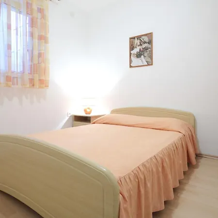Apartman Apartments By The Sea Podgora, Makarska - 4332 *