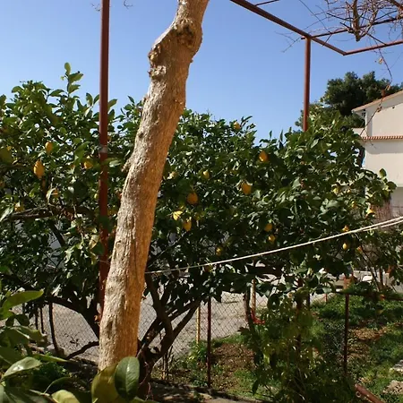 Apartments By The Sea Podgora, Makarska - 4332 Podgora (Split-Dalmatia)